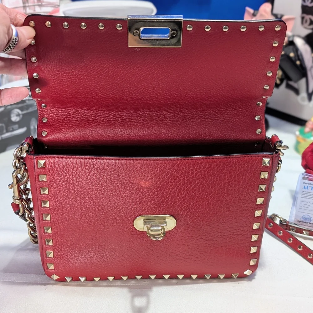 Valentino Garavani Sm. Rockstud Chain Flip Lock Flap Leather Bag - The SIGNATURE
